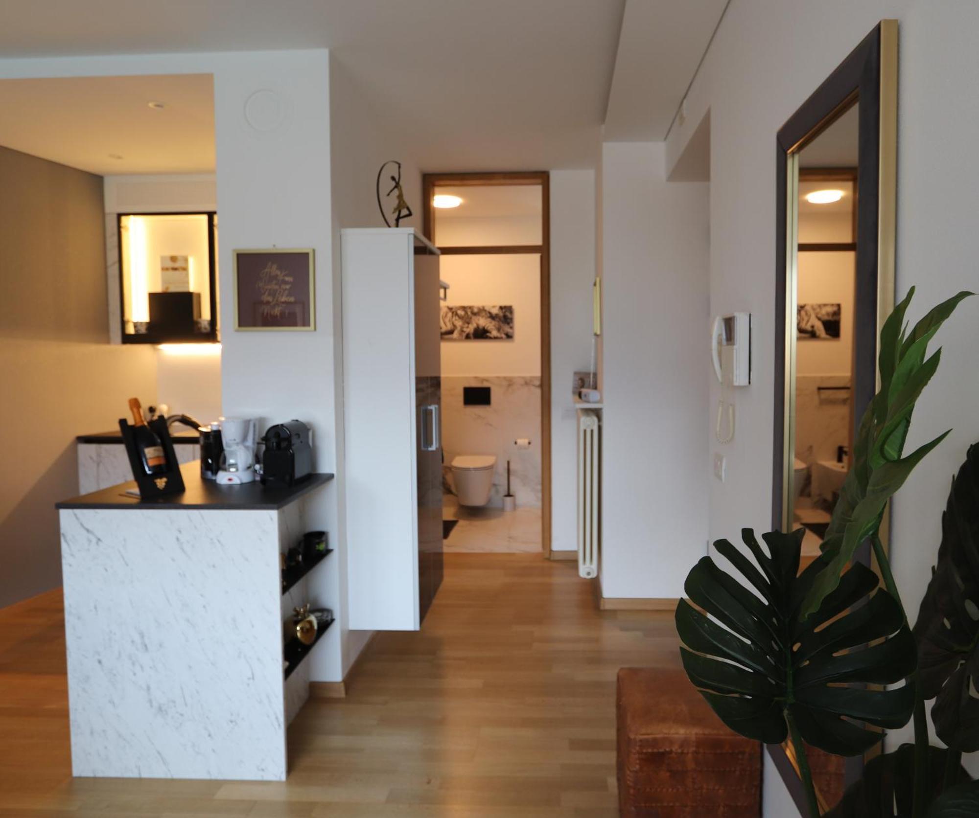Ausblick Kleinjuwel Mit Panoramablick + Garage Apartment *