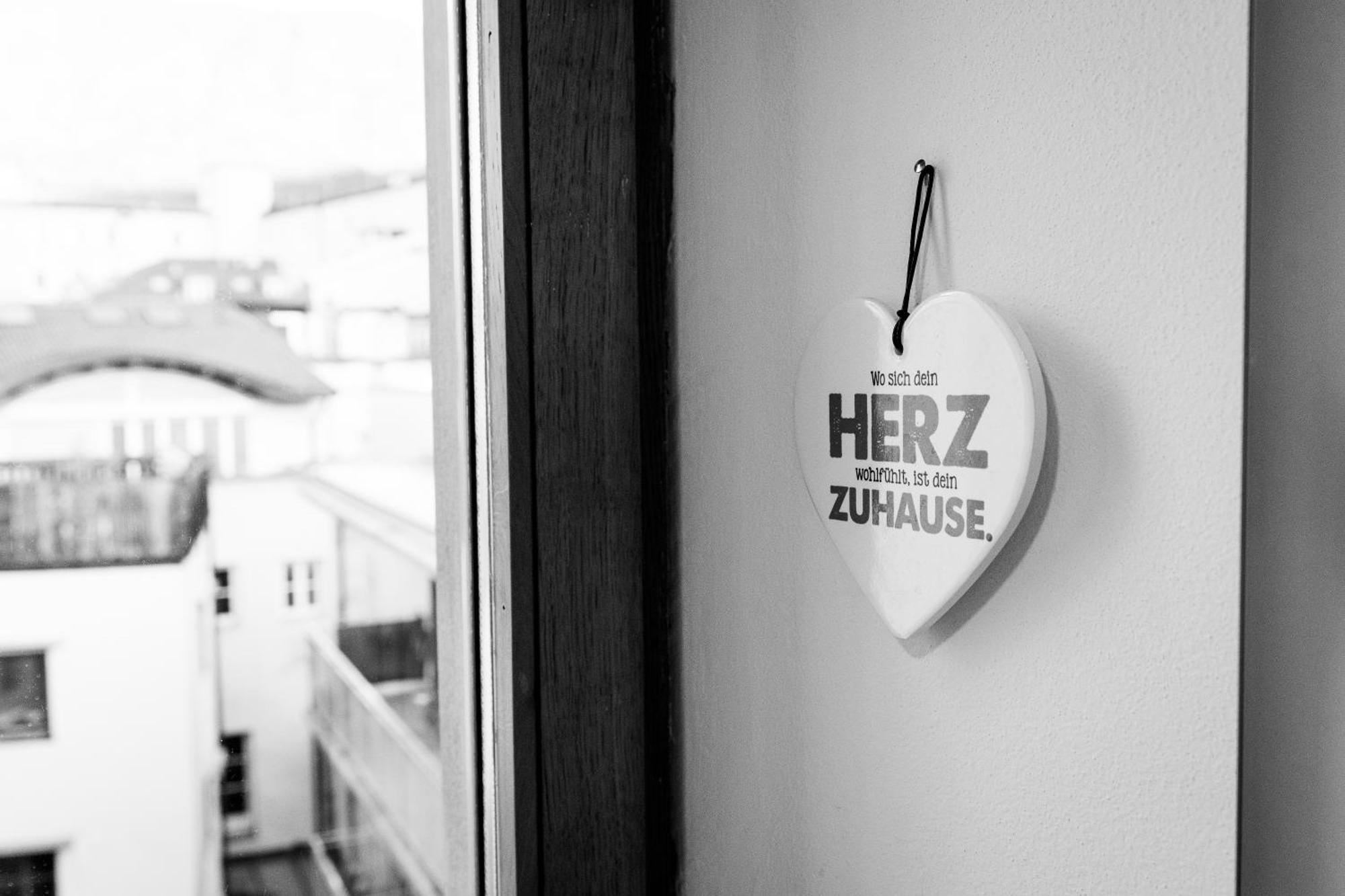 Ausblick Kleinjuwel Mit Panoramablick + Garage Apartment *